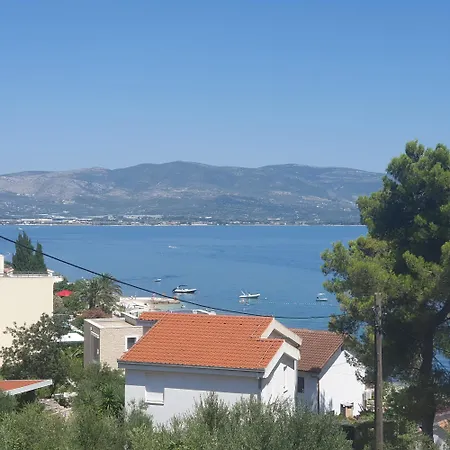 Sea Land 1 Trogir