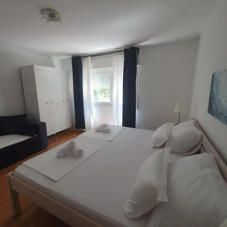 Sea Land 1 Apartament *