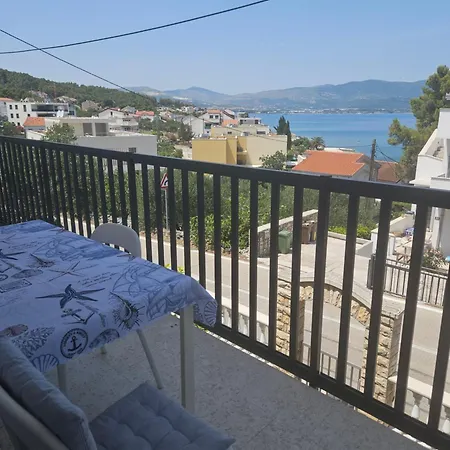 Apartment Sea Land 1