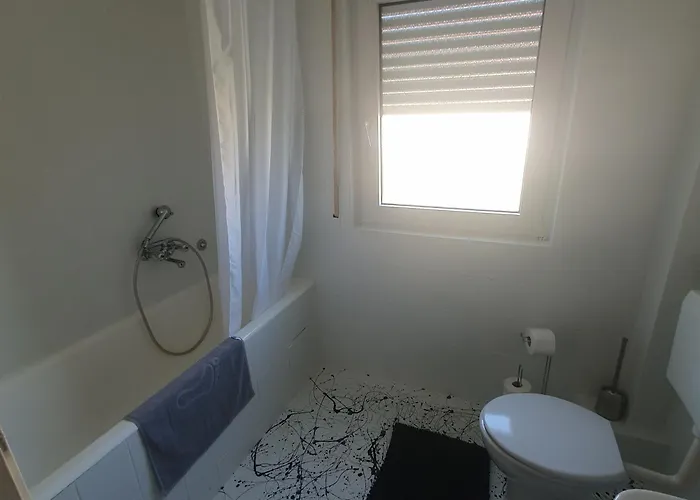 Sea Land 1 Apartment