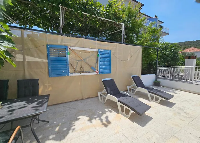Apartment Sea Land 1