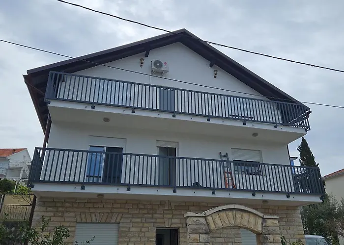 Apartment Sea Land 1