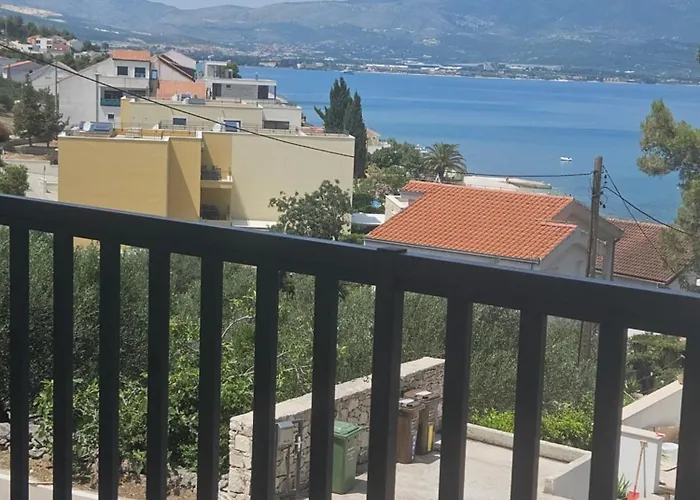 Apartment Sea Land 1 Trogir