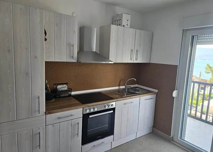 Apartment Sea Land 1 *
